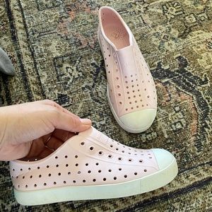Natives J2 blush pink